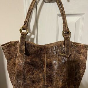 FRYE AND CO. Rustic Brown Leather Shoulder Bag